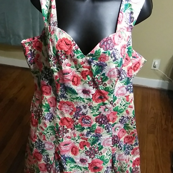 J. Peterman Dresses & Skirts - Pinup girl floral dress plus size